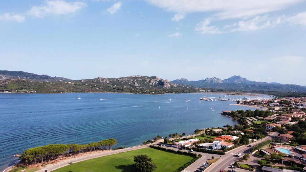 Aqualife Luxury Apartment Arzachena Dış mekan fotoğraf